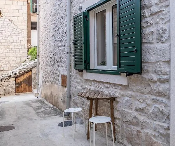 Sonja Apartman
