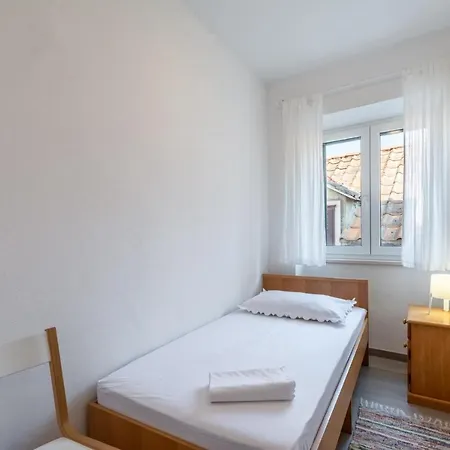 Apartment Sonja *